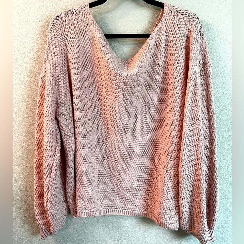 NastyGal: Scoop neck pink sweater; size medium